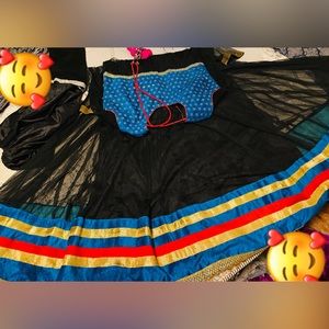 Afghan/Indian beauty party outfit.